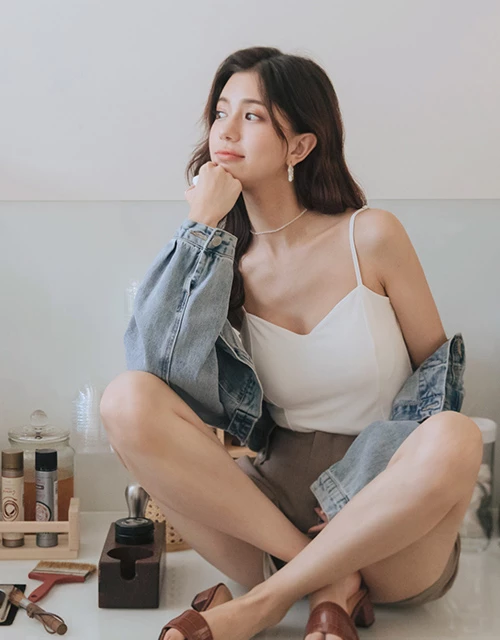 莫代爾涼感細肩V領背心(附胸墊)