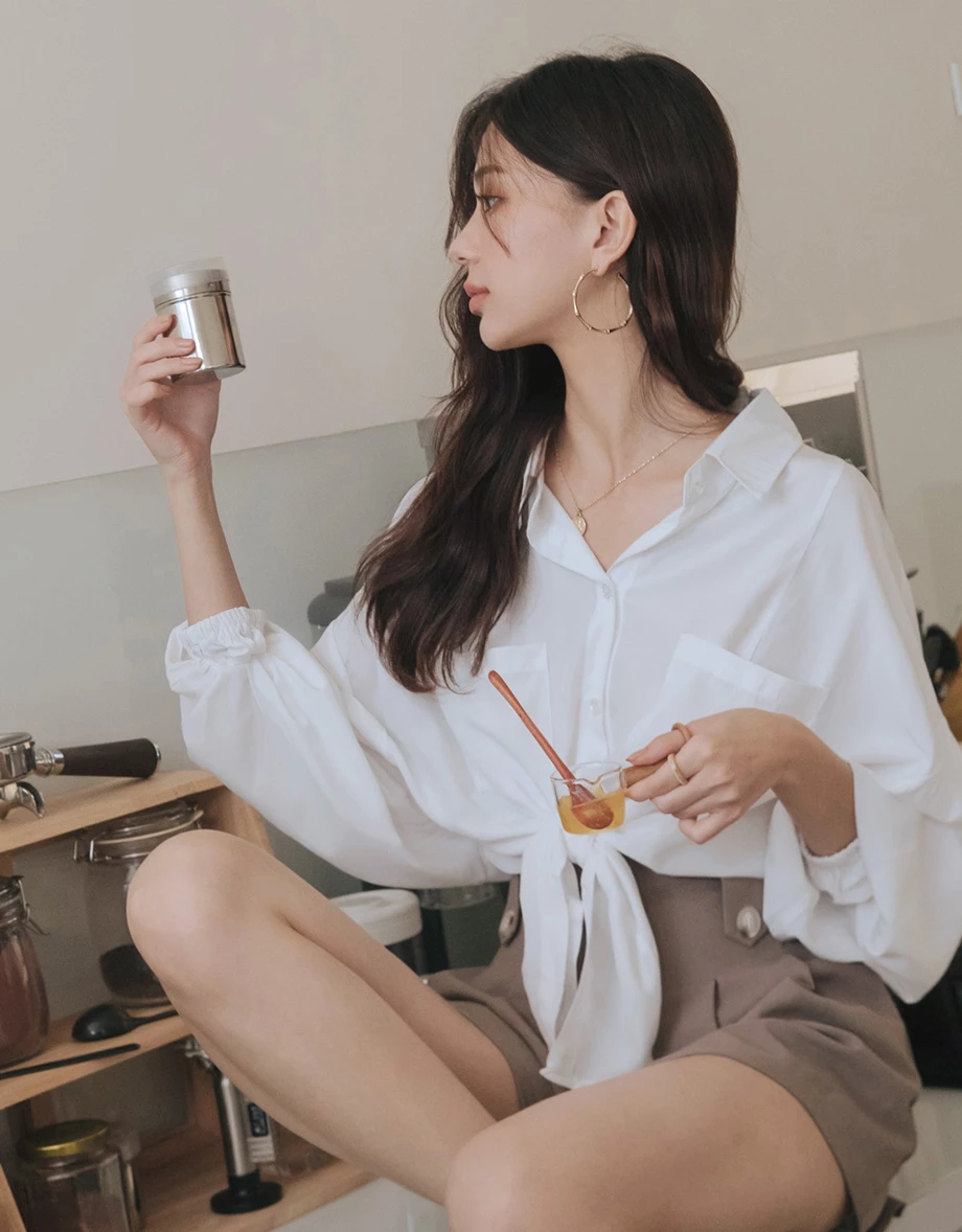 慵懶澎袖涼感襯衫