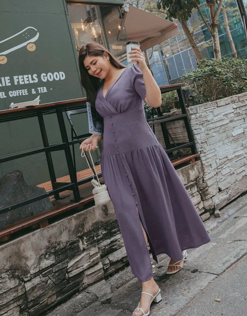 Soigné V-Neck Button-Down Splice Slit Maxi Dress