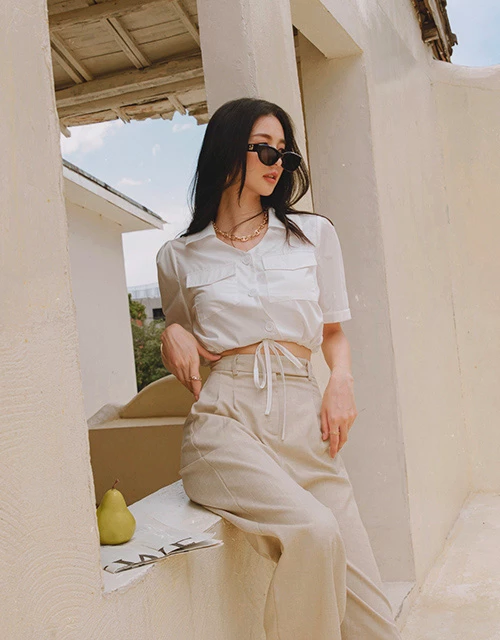 Double Pockets Waist Drawstring Crop Blouse Shirt Double Pockets Waist Drawstring Crop Blouse Shirt