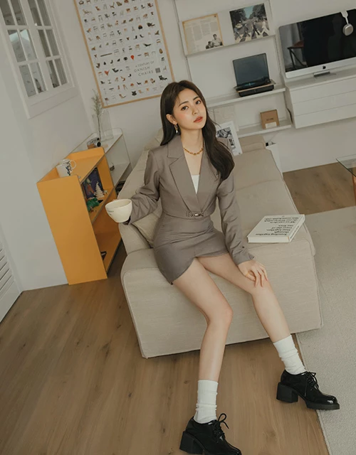 Lapel Silver Accessories Blazer With Shoulder Pads