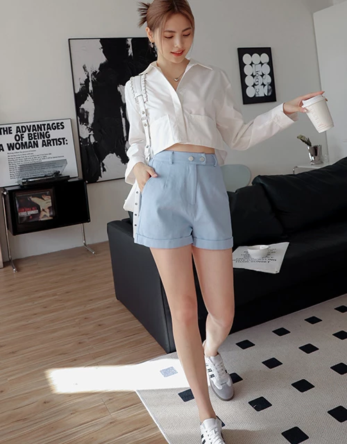 Buckle Pleated Shorts