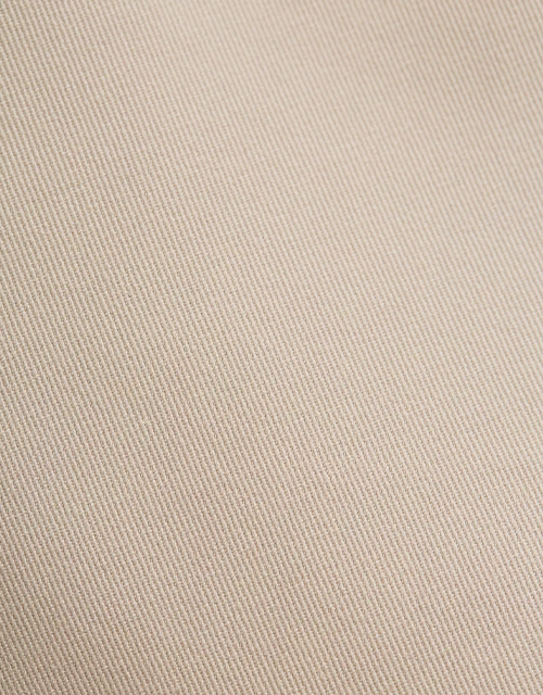 單色斜肩針織上衣