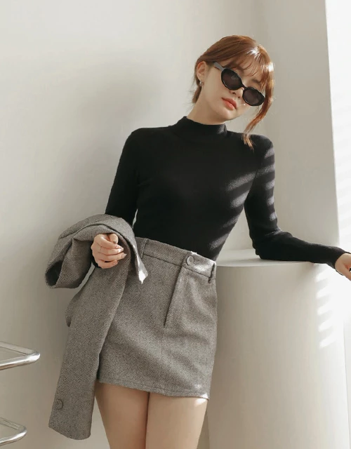 Classic Turtleneck Knit Top