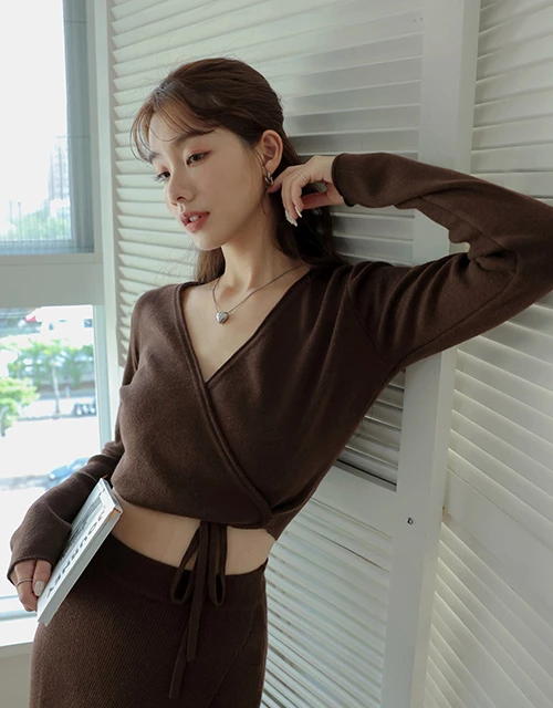 交叉綁帶針織上衣