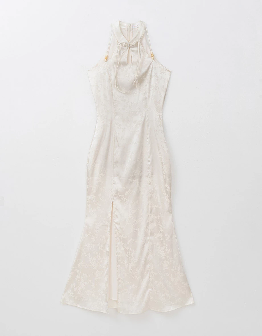 木珠綴飾繞頸開衩長旗袍