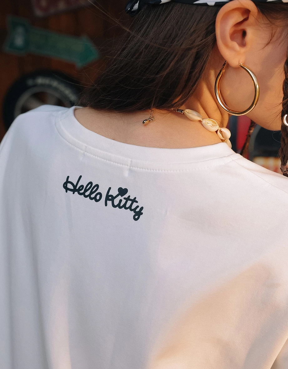 【Hello Kitty聯名】輪廓線圖案寬版TEE
