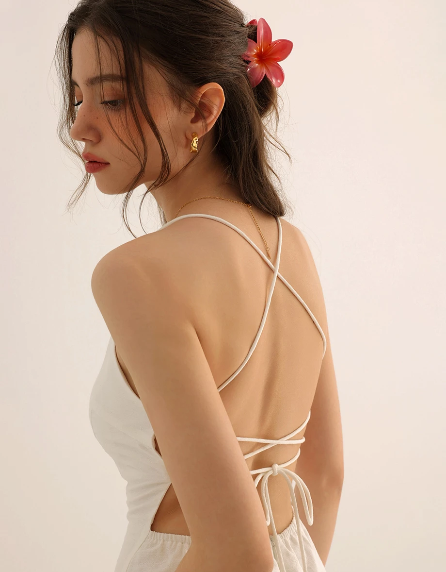 冰絲裸感細肩帶露背短洋裝(附胸墊)