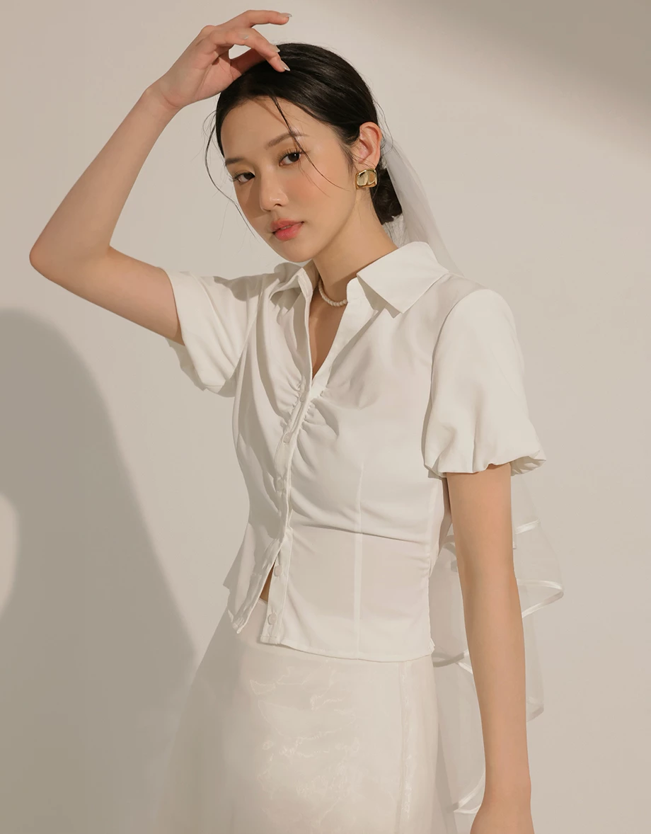 微抓皺澎袖收腰襯衫