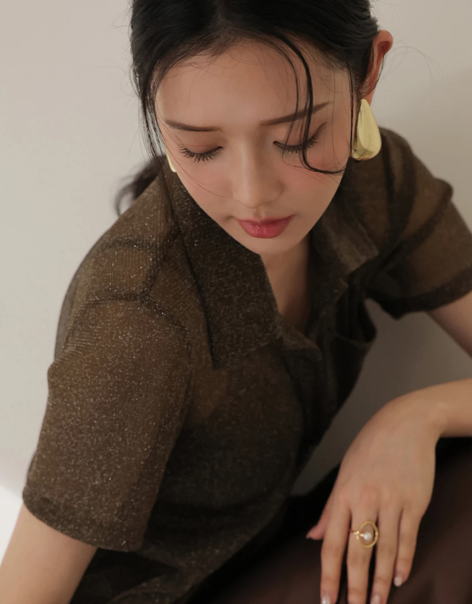 細閃透肌短袖襯衫背心套裝(附胸墊)
