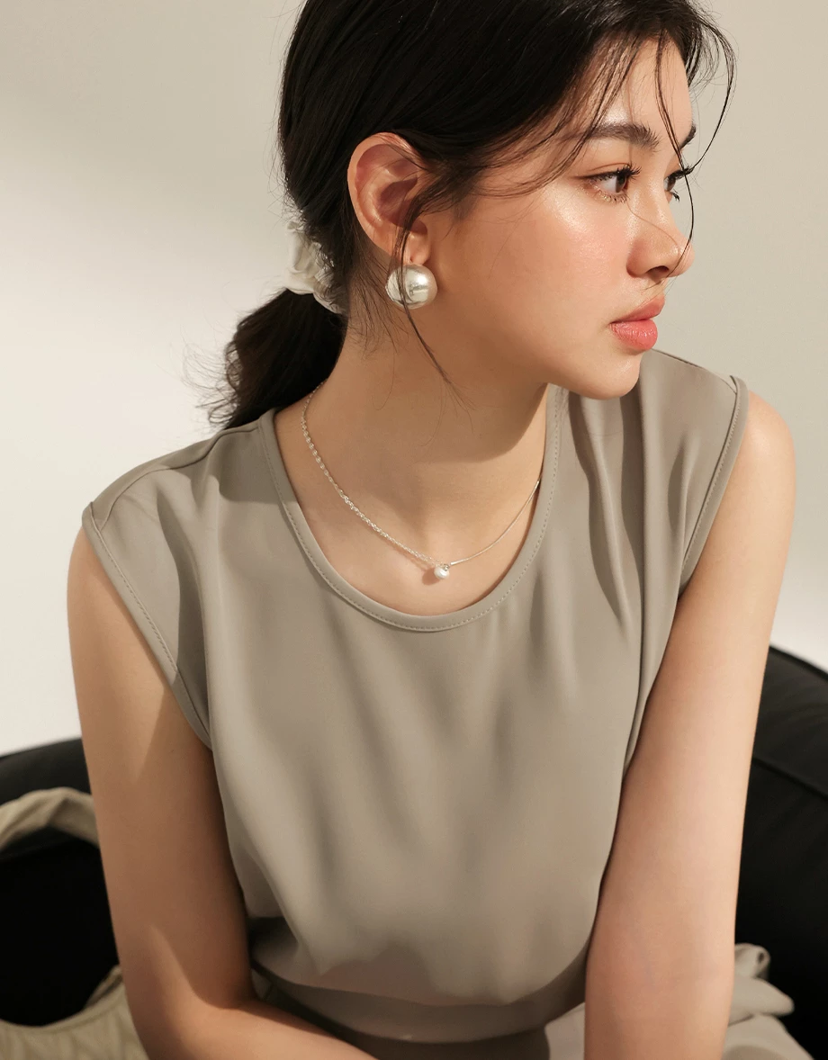 大女主格調極簡打褶連身長褲