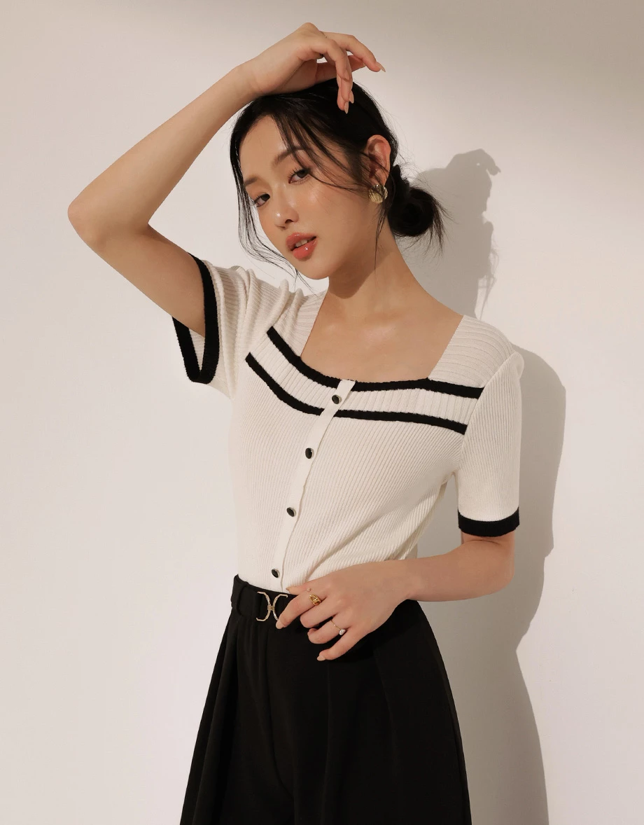 撞色線條方領排扣羅紋針織衫
