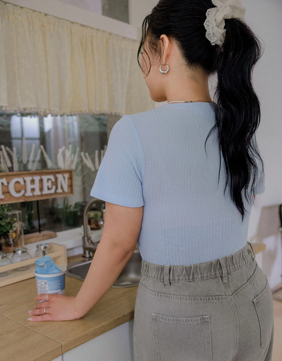 品牌LOGO刺繡羅紋上衣