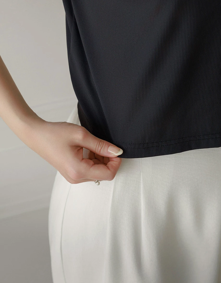 Cooling Fabric Open Back Ribbon Tie Crop Top