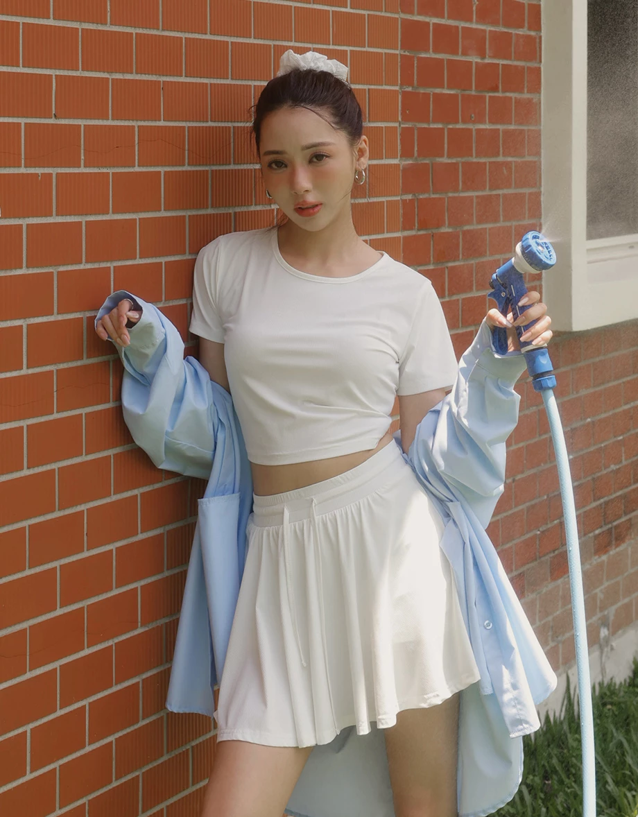 Cooling Fabric Open Back Ribbon Tie Crop Top