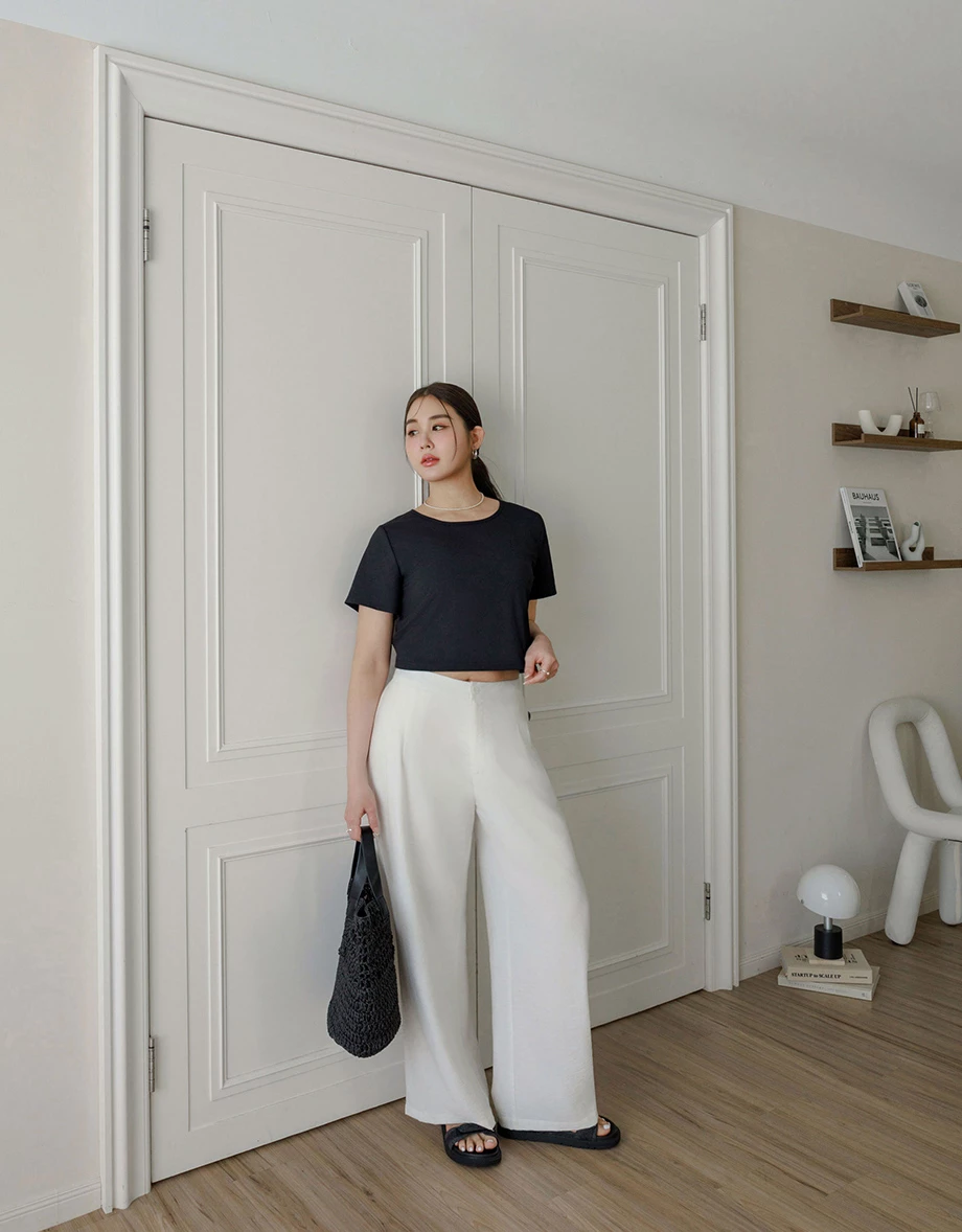 Cooling Fabric Open Back Ribbon Tie Crop Top