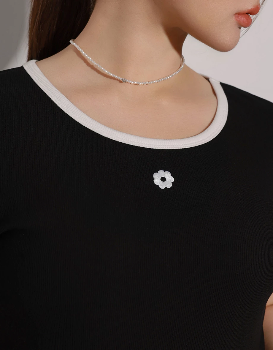 Floral Embroidery Contrast Trim Fitted Ribbed Top