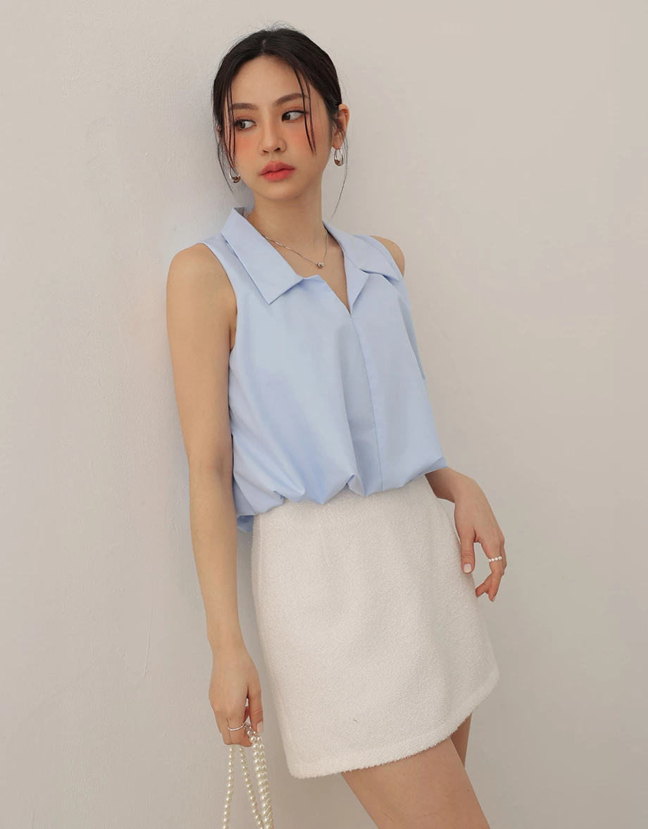Sleeveless Bubble Hem Top With Collar Detail