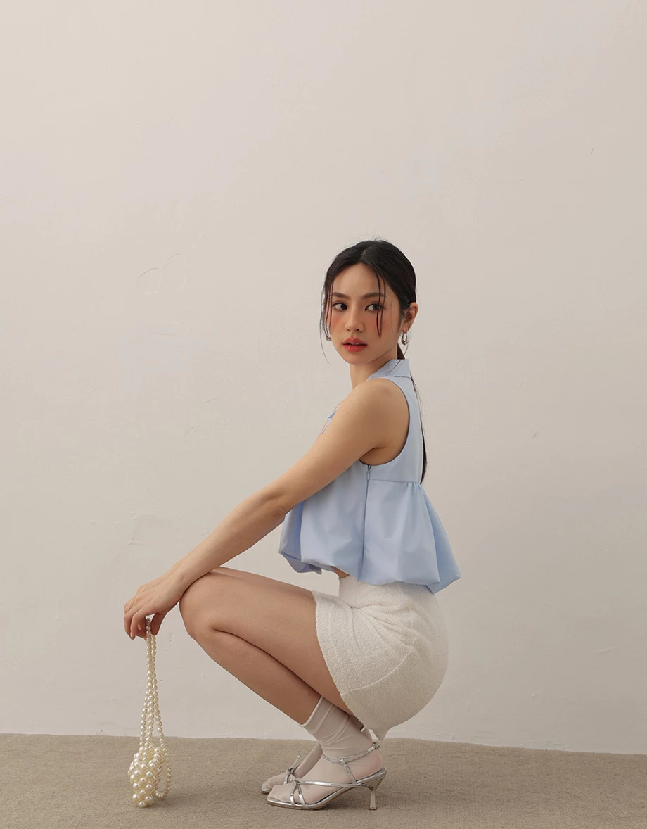 Sleeveless Bubble Hem Top With Collar Detail