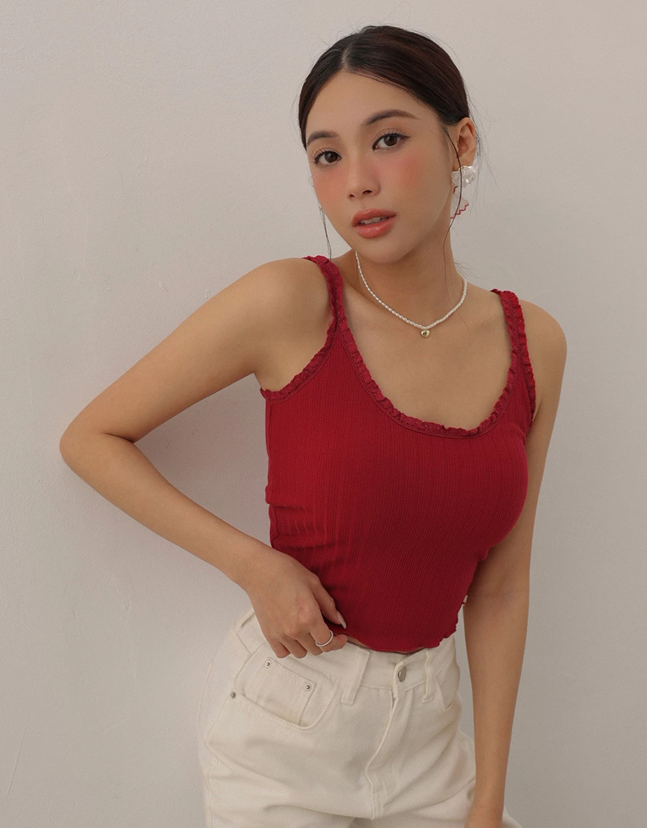 Lace Trimmed Ribbed Spaghetti Strap Padded Tank Top Lace Trimmed Ribbed Spaghetti Strap Padded Tank Top