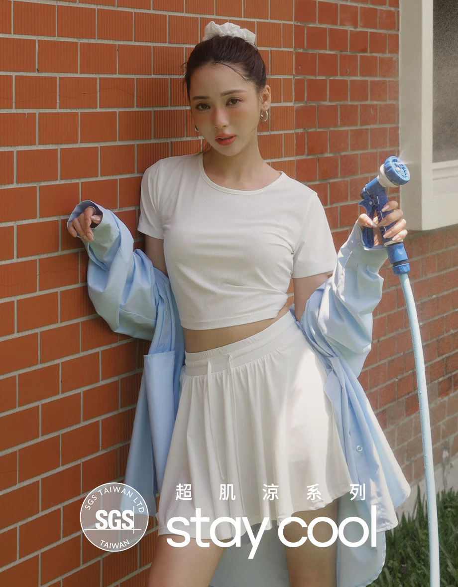 超肌涼感背鏤空綁帶上衣