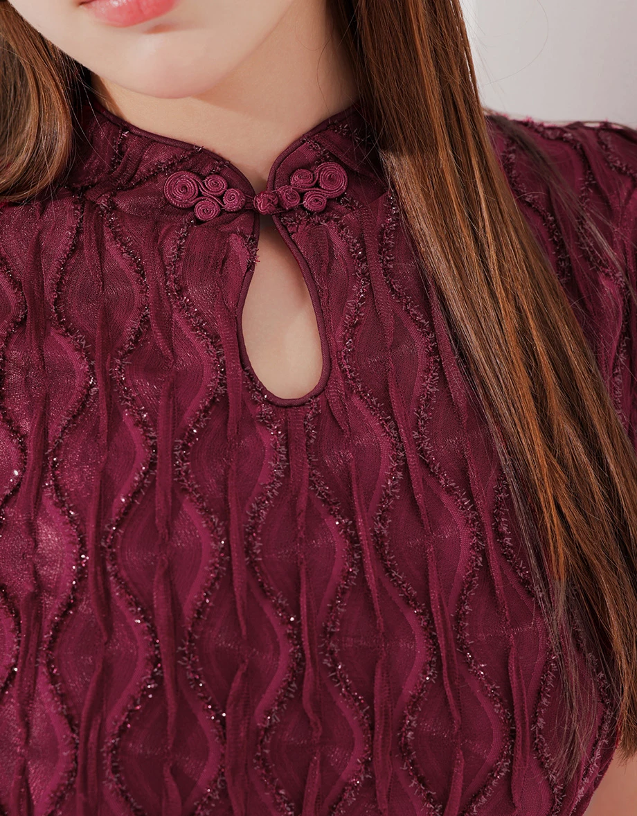 細閃波浪織紋澎袖旗袍領短版上衣