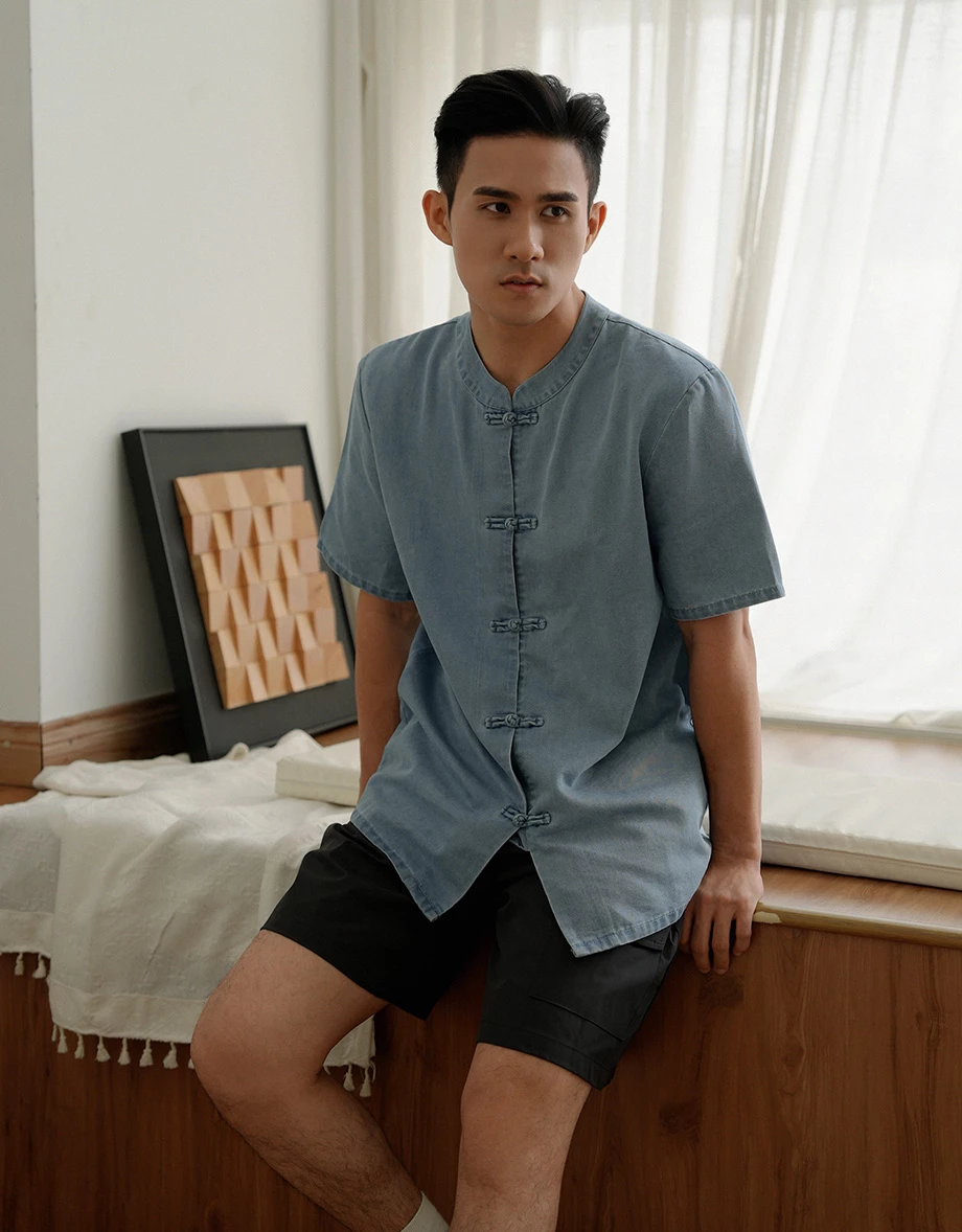 Men’s CNY Mandarin SHIRT Chinese Style Denim ( Matching Couple Outfit for Qipao Cheongsam) Men’s CNY Mandarin SHIRT Chinese Style Denim ( Matching Couple Outfit for Qipao Cheongsam)
