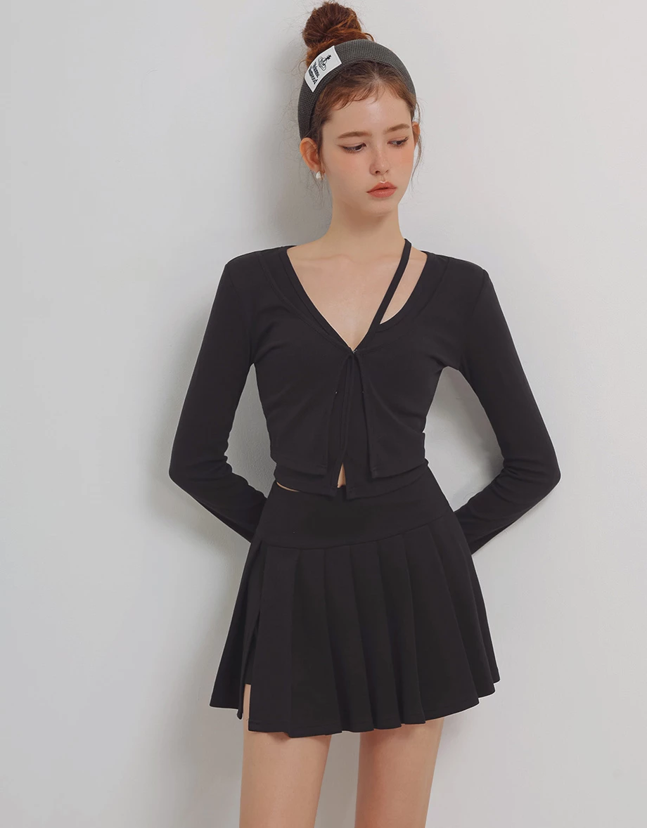 Faux 2 Piece Layered Strap Deep V Neckline Fitted Knit Top