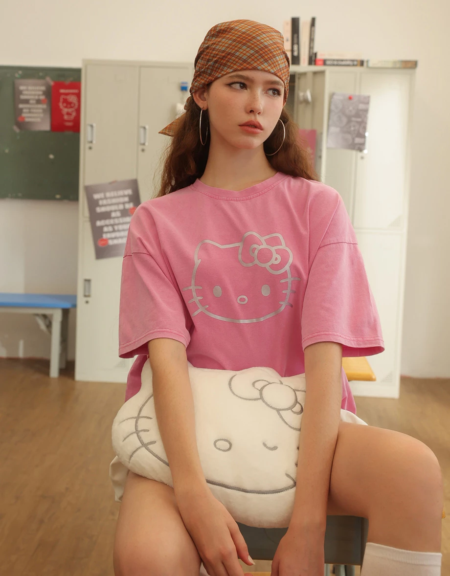 【SANRIO Collab】Hello Kitty Oversized Crew Neck Short Sleeve Graphic Tee