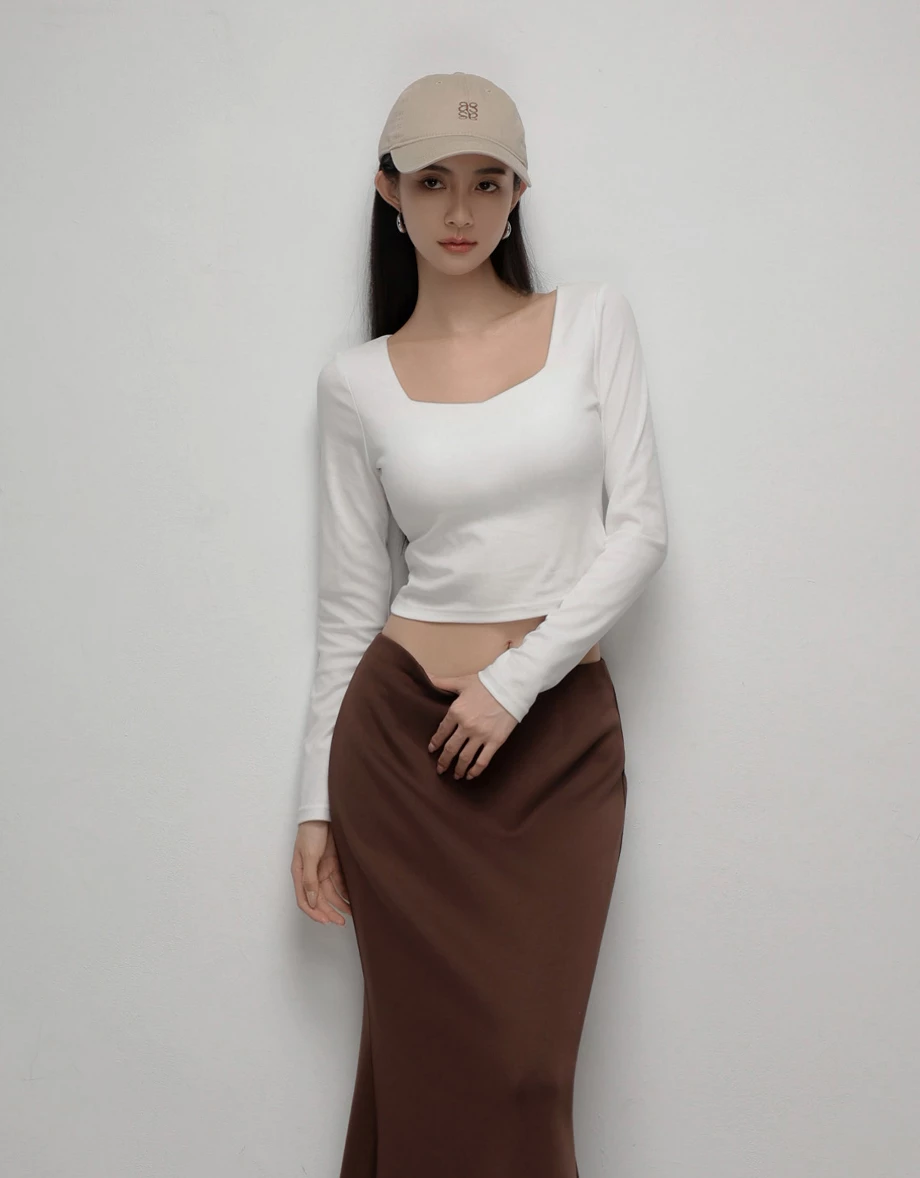 Square Neck Long Sleeve Fitted Bra Top