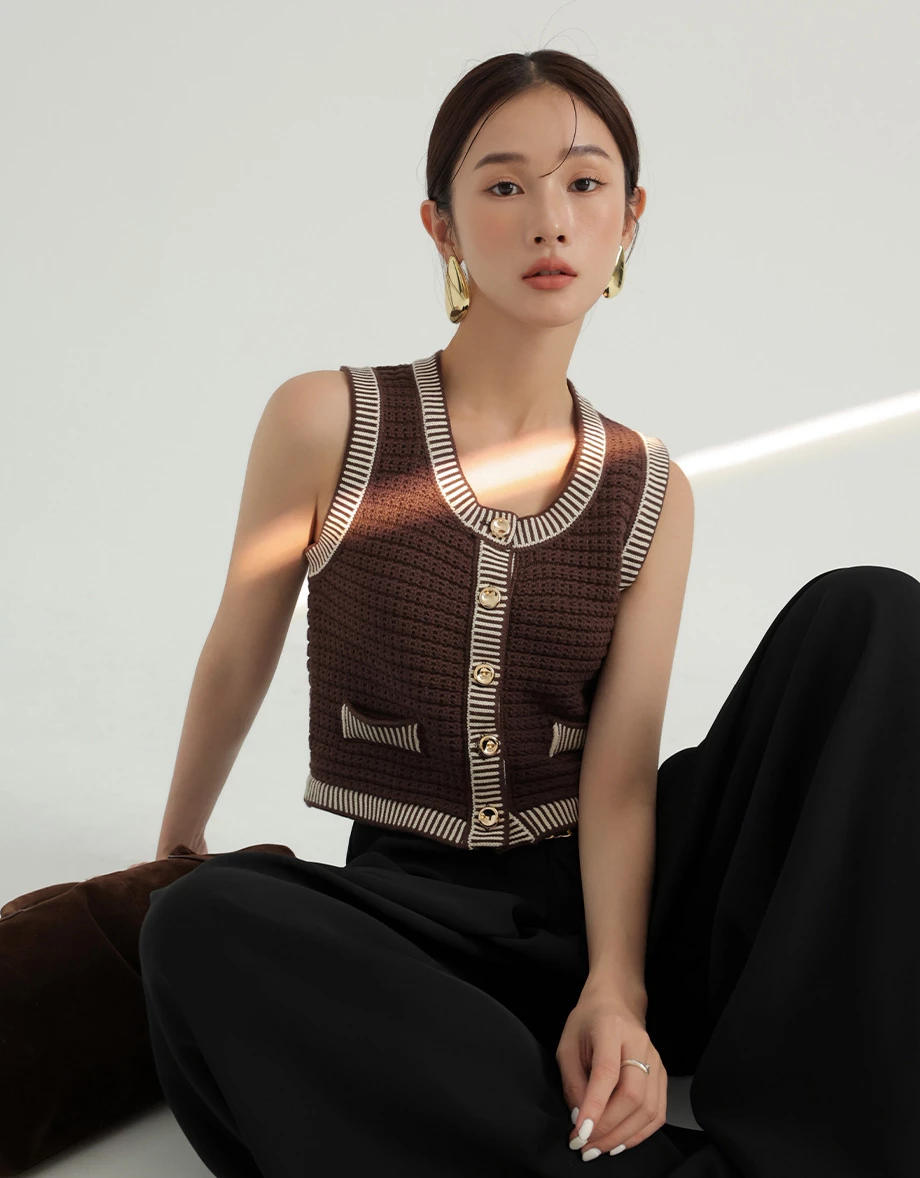 條紋滾邊金扣短版針織背心