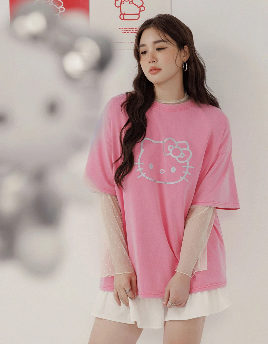 【SANRIO Collab】Hello Kitty Oversized Crew Neck Short Sleeve Graphic Tee (Unisex)