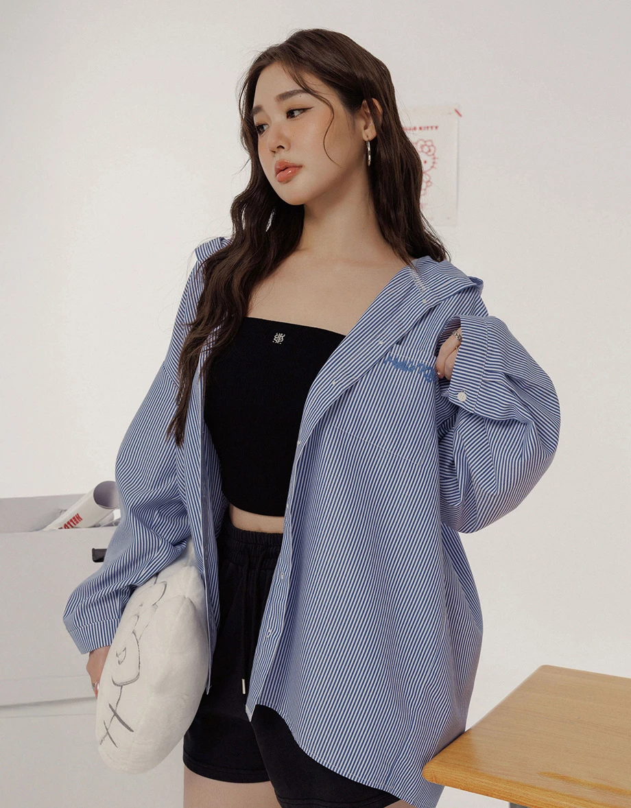 【SANRIO Collab】Hello Kitty Striped Button Up Hooded Shirt Blouse