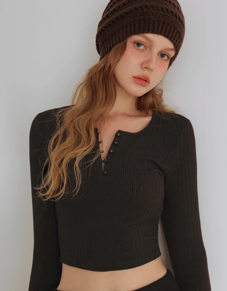 Star Button Split Neck Ribbed Knit Long Sleeve Henley Top