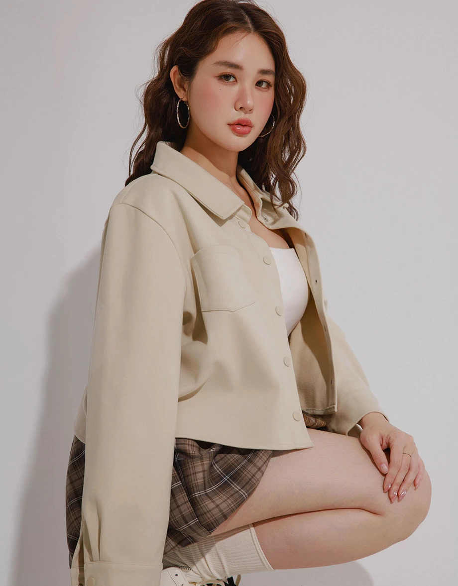 Snap Button Cropped Shirt Jacket with Pockets