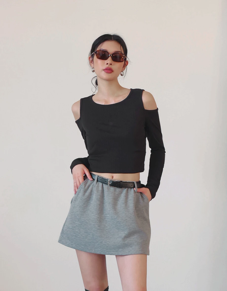 Basic Ribbed Cold Shoulder Long Sleeve Top