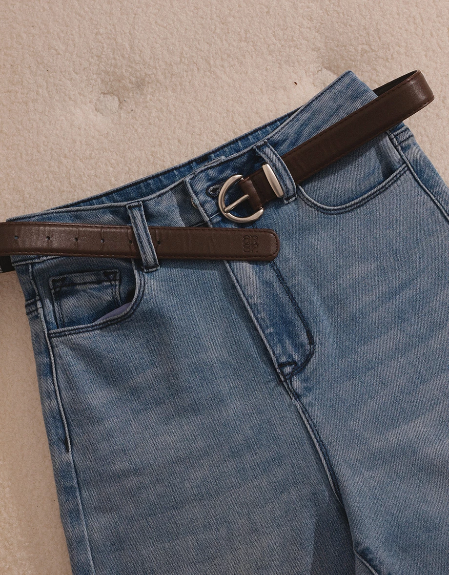 【Ling Cheng Design】Minimal Round Buckle Belt with AIR SPACE Logo Embroidered