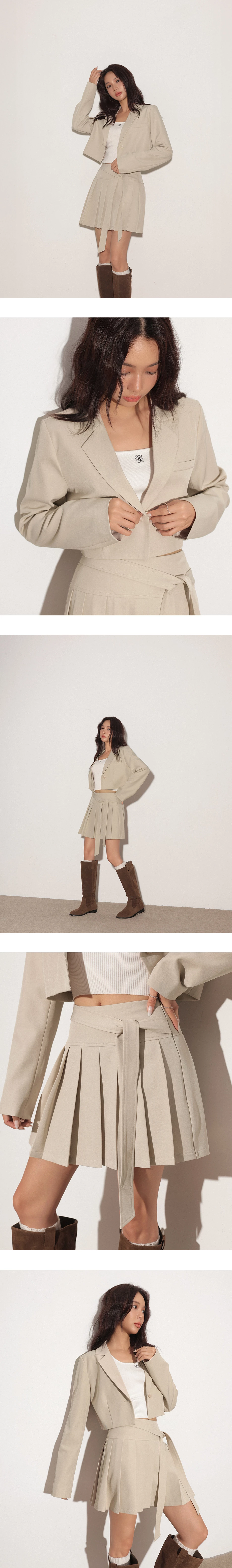 Cropped Tailored Blazer Jacket with Single Button Closure (with Shoulder Pads)