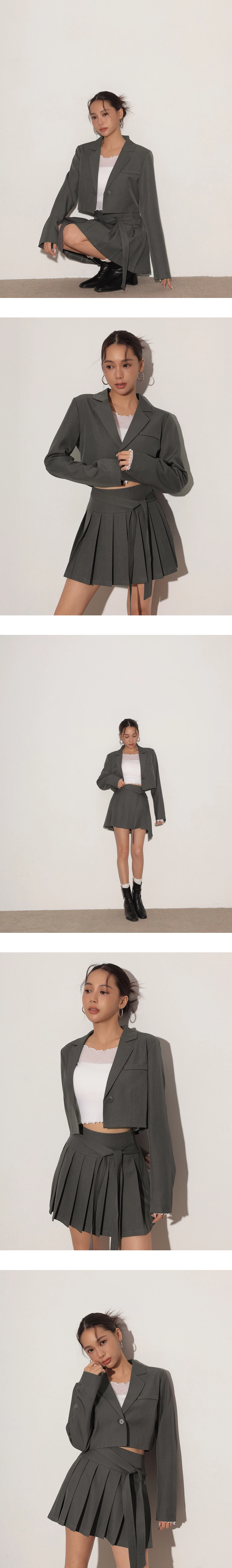 Cropped Tailored Blazer Jacket with Single Button Closure (with Shoulder Pads)