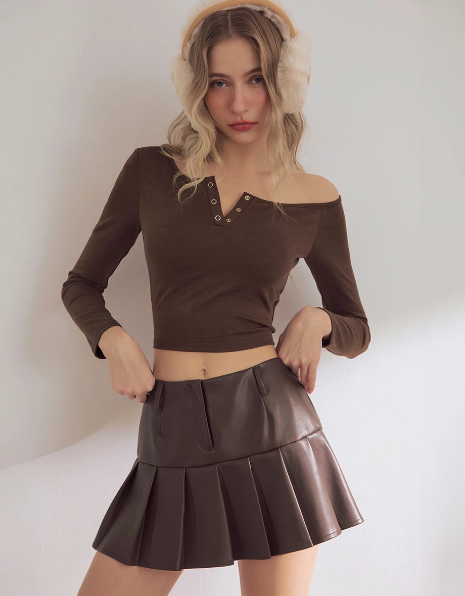 Asymmetric Neckline Snap Button Fitted Long Sleeve Padded Bra Top