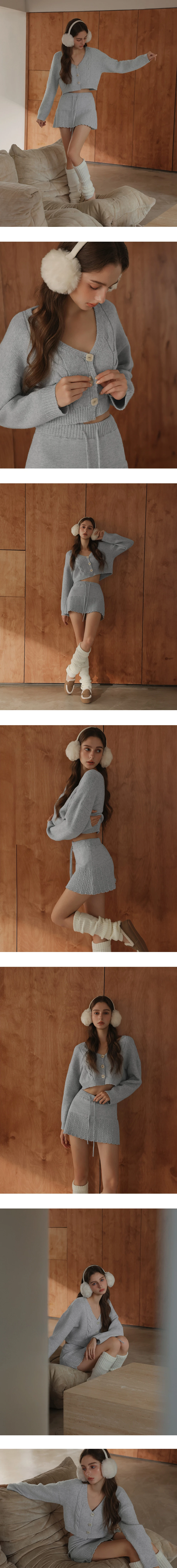 V Neck Button Up Soft Cable Knit Cropped Cardigan V Neck Button Up Soft Cable Knit Cropped Cardigan