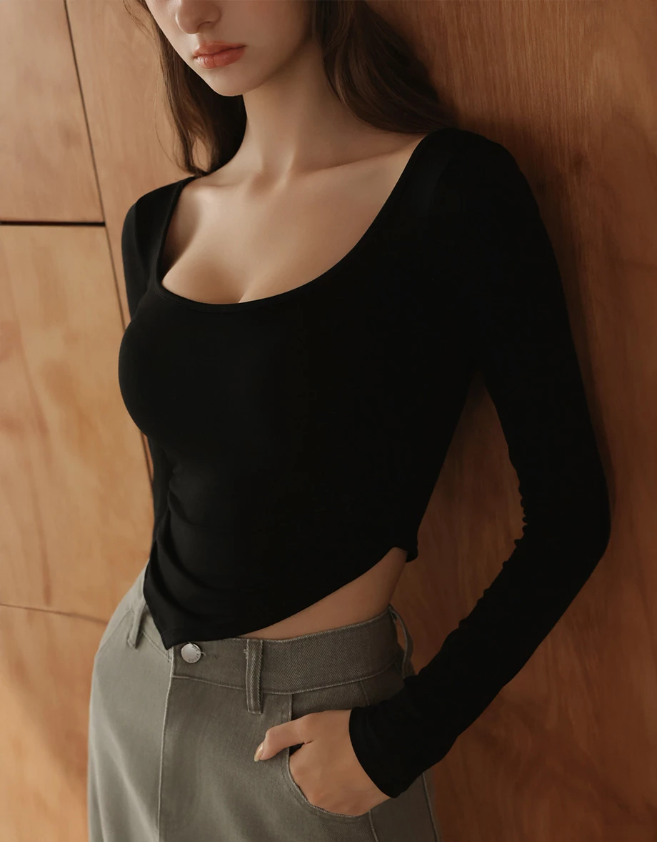 Side Ruched Asymmetric Hem Fitted Long Sleeve Padded BraTop Side Ruched Asymmetric Hem Fitted Long Sleeve Padded BraTop