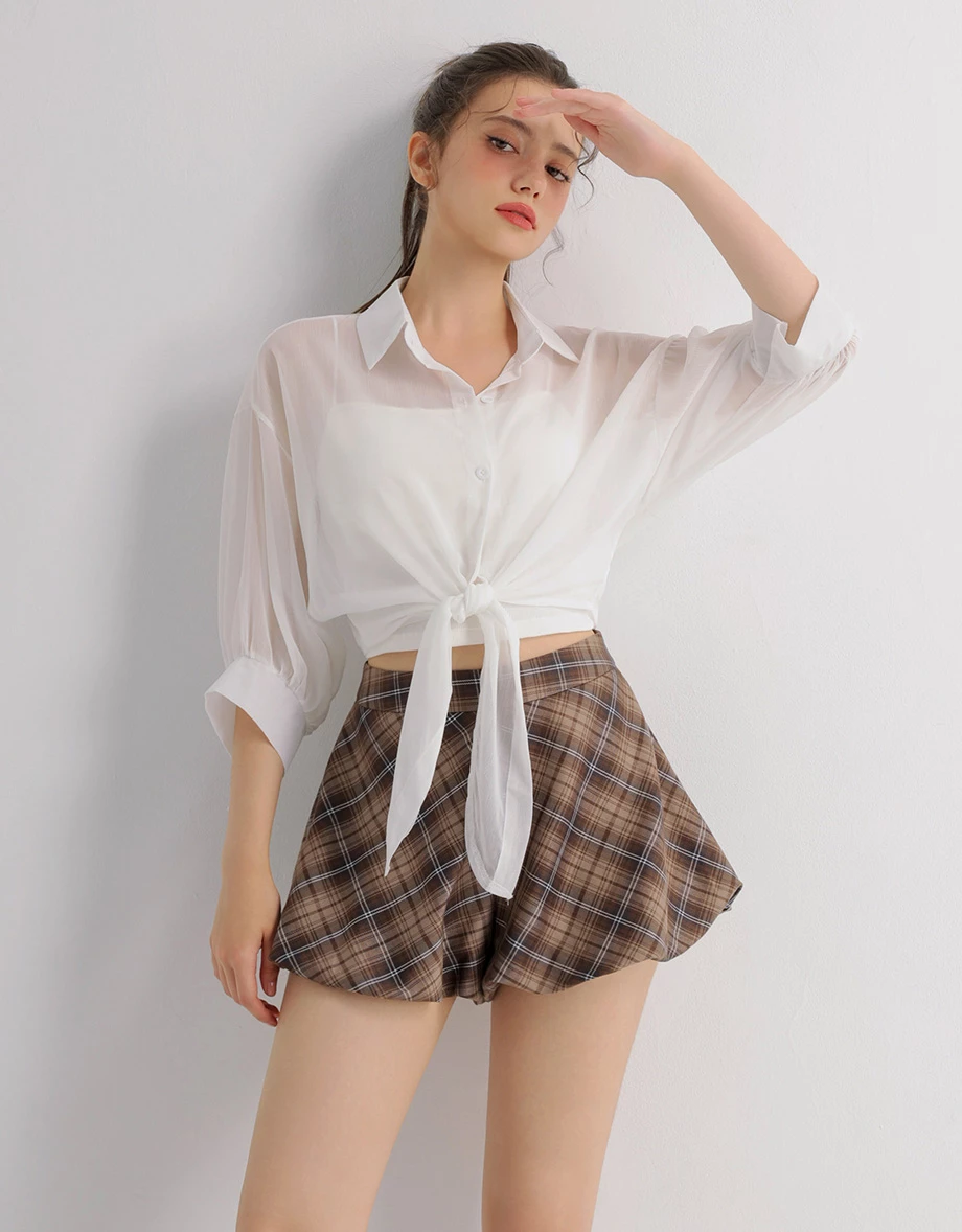下擺綁結澎袖短版透膚襯衫