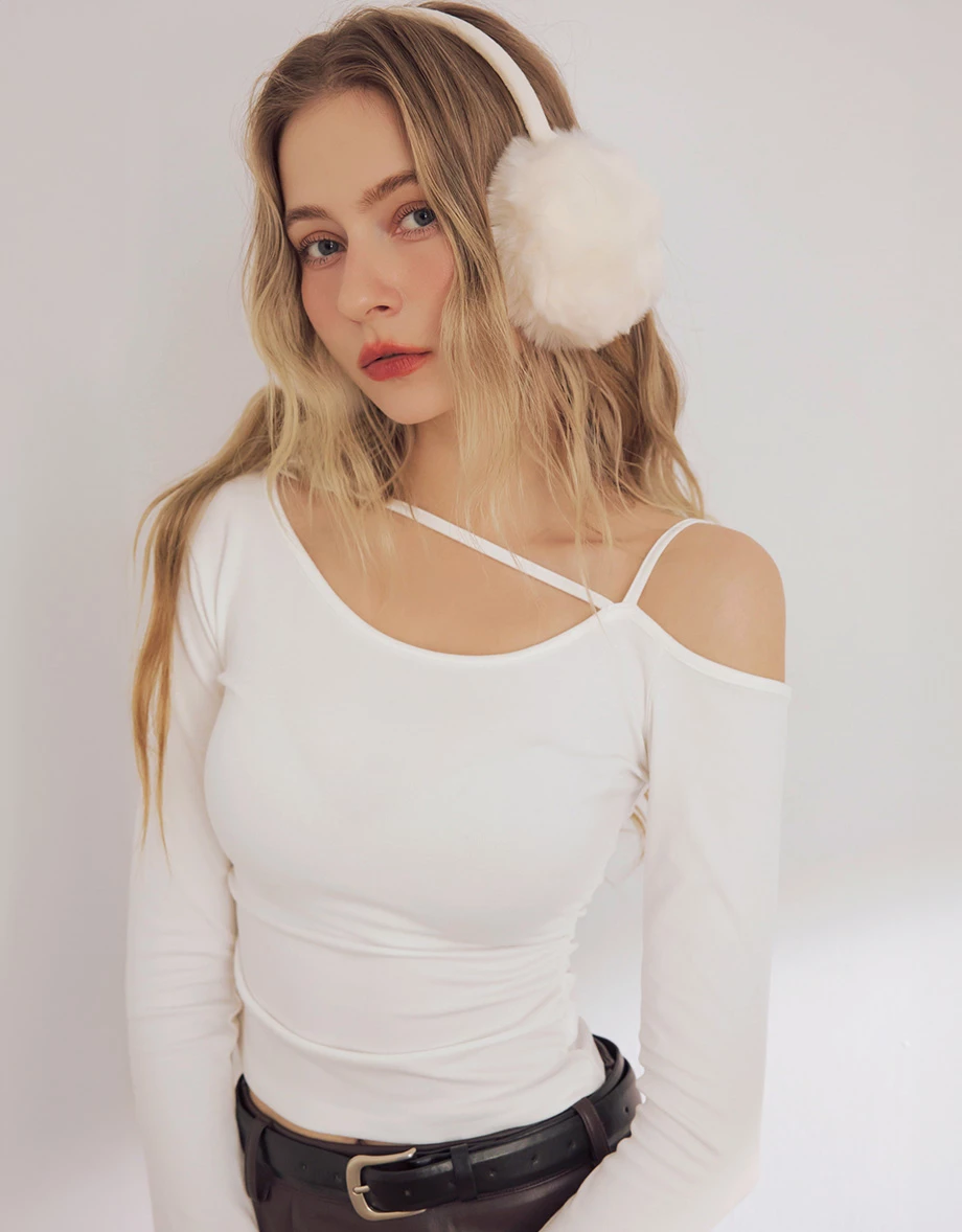 One Shoulder Asymmetric Strap Cut Out Long Sleeve Crop Top