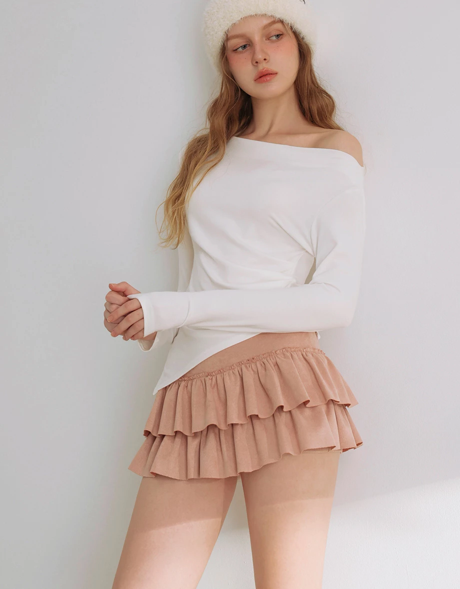 Ruched Side Draped Asymmetric Hem Long Sleeve Top