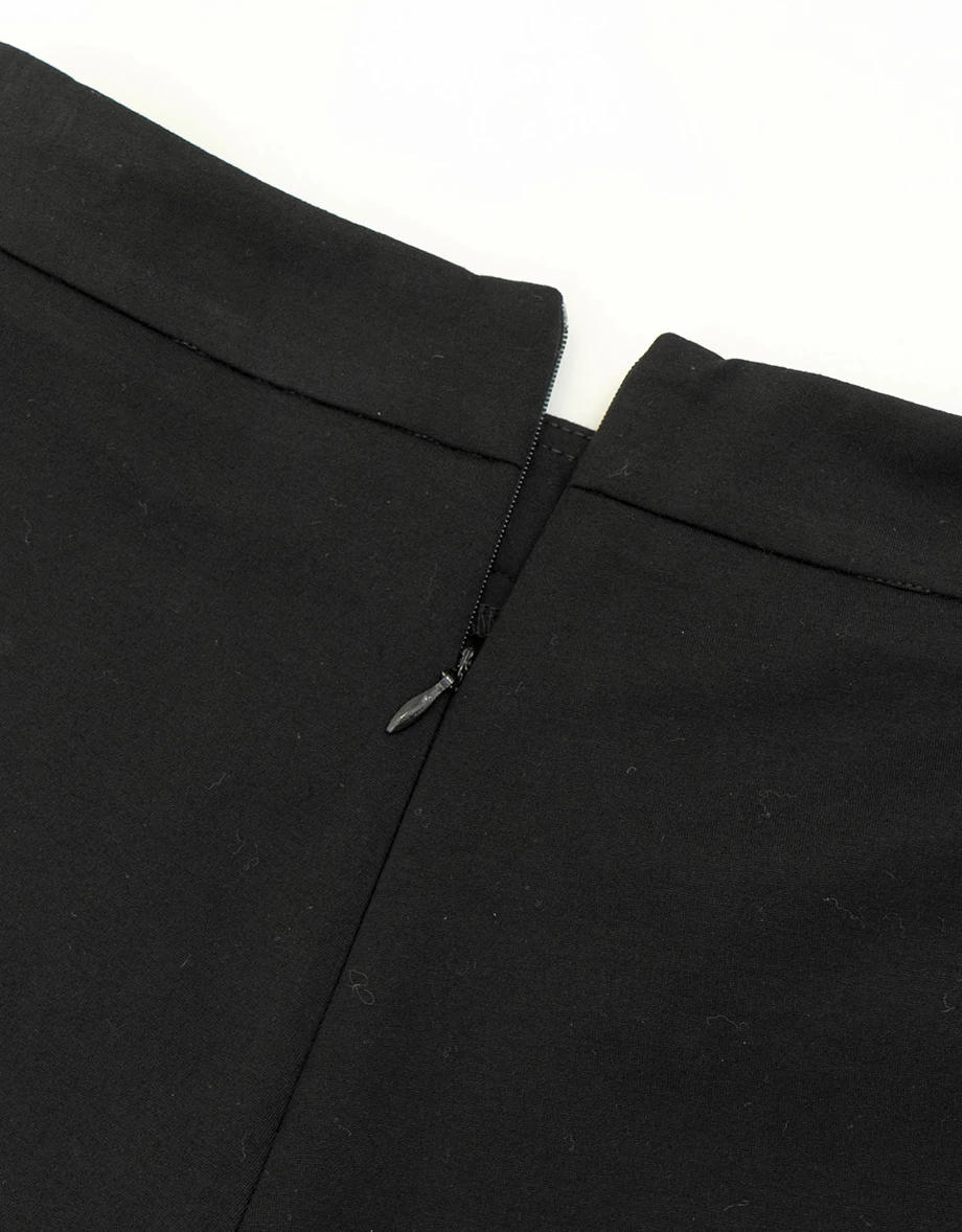 AIRY HOURGLASS Tailored High Waist Flap Pocket Shorts