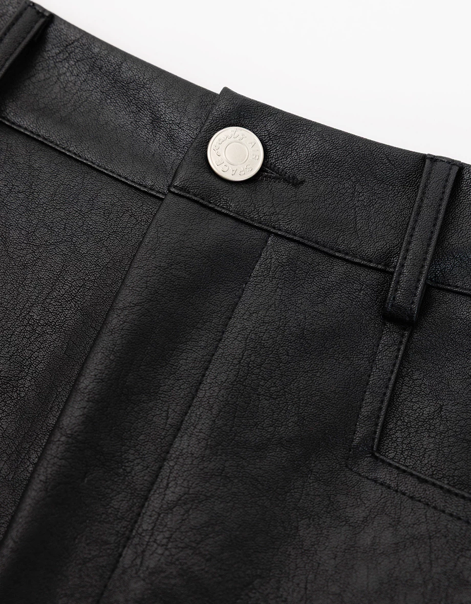 High Waist Faux Leather Shorts with Pockets High Waist Faux Leather Shorts with Pockets