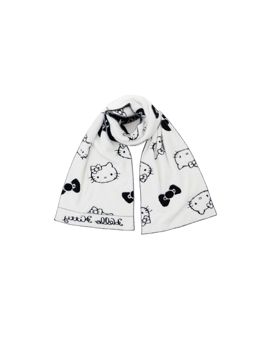 【Hello Kitty Collaboration】Fuzzy Reversible Scarf with Kitty & Bow Pattern