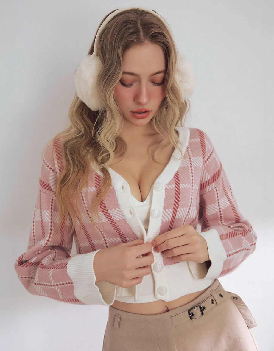 Vintage Inspired Plaid V Neck Cropped Knit Cardigan