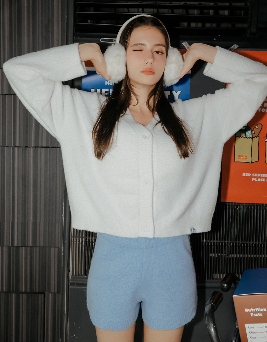 【Hello Kitty Collaboration】Cozy Button Cardigan Featuring Hello Kitty Back Embroidery